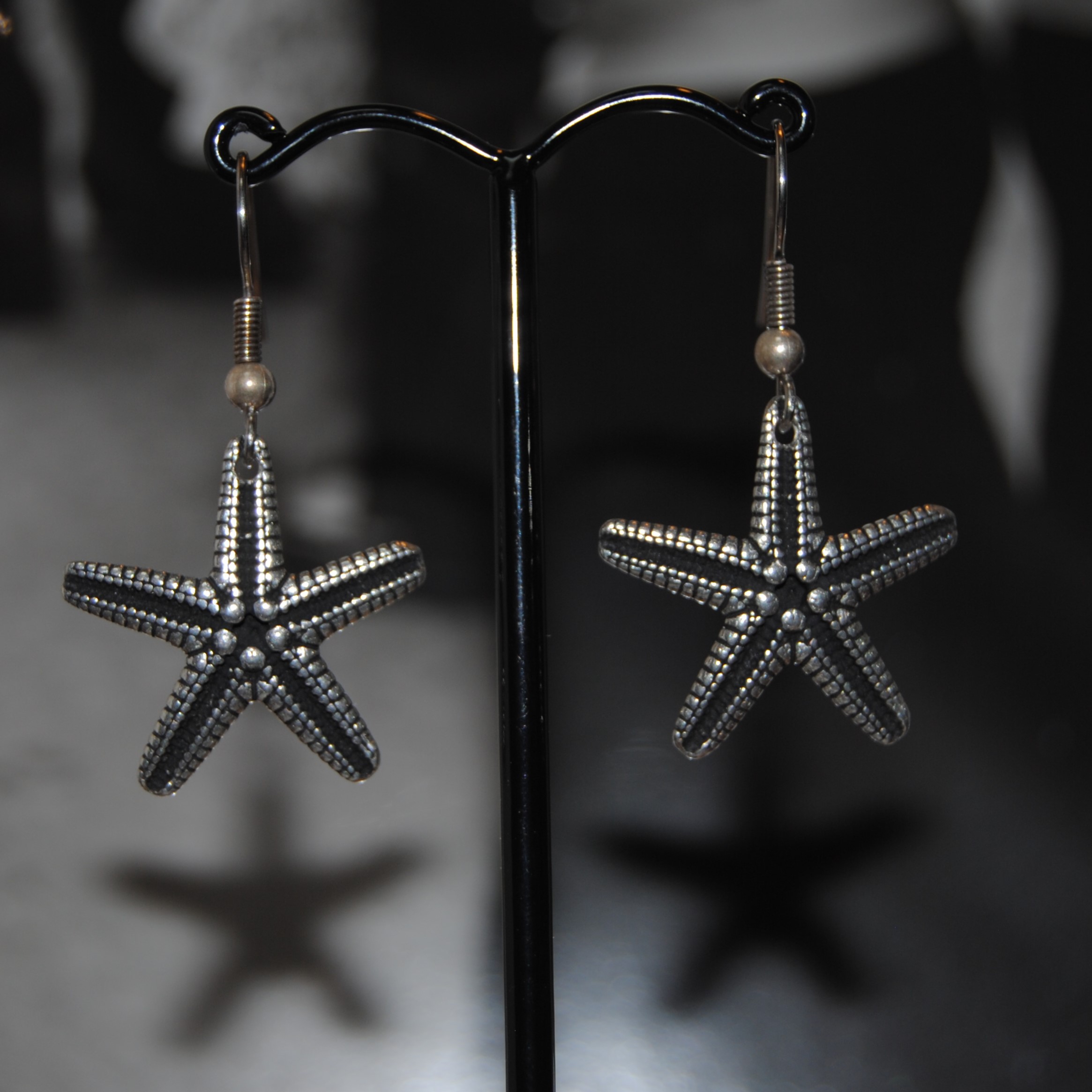 Pewter - Starfish Earrings a