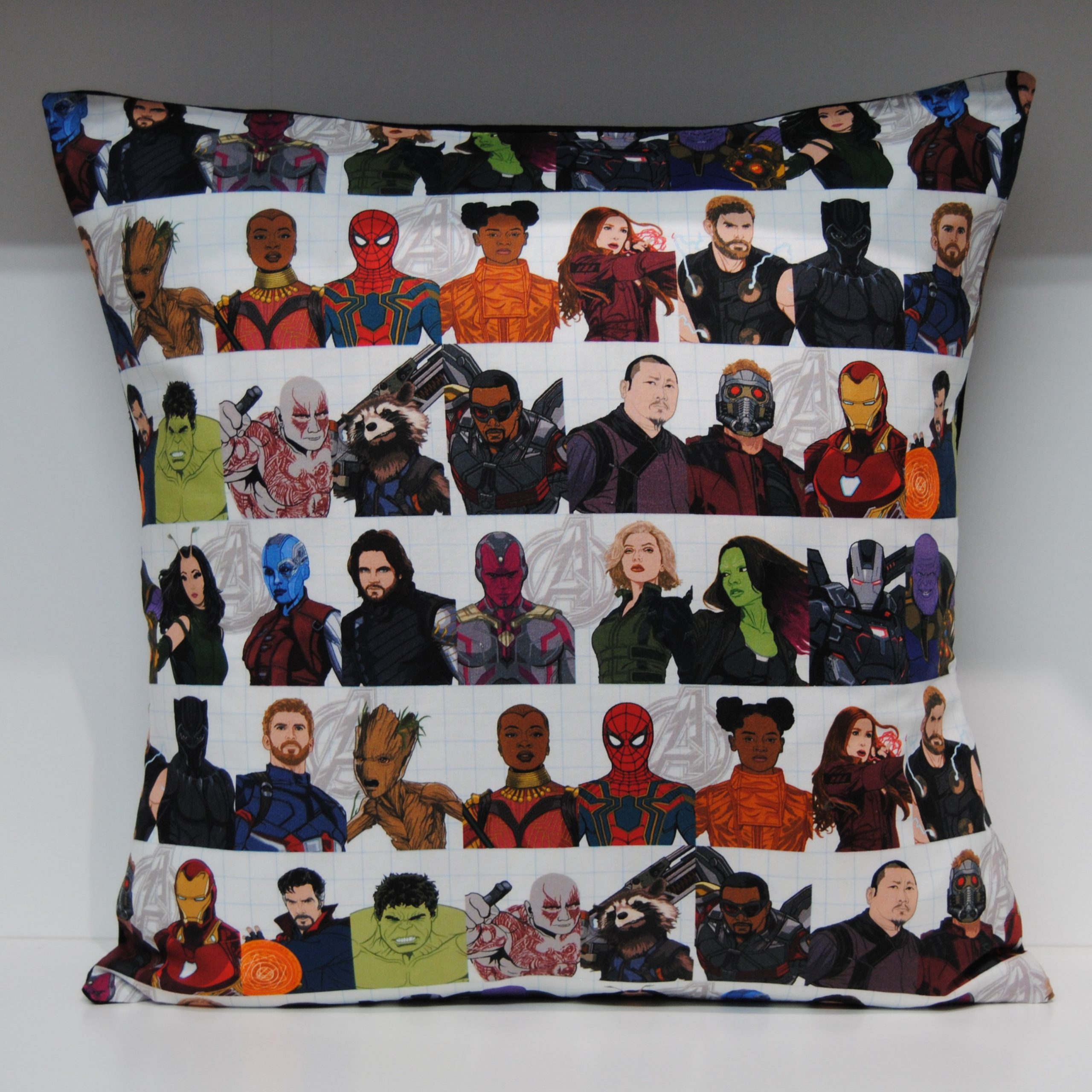 CUSHION - Marvel Characters a